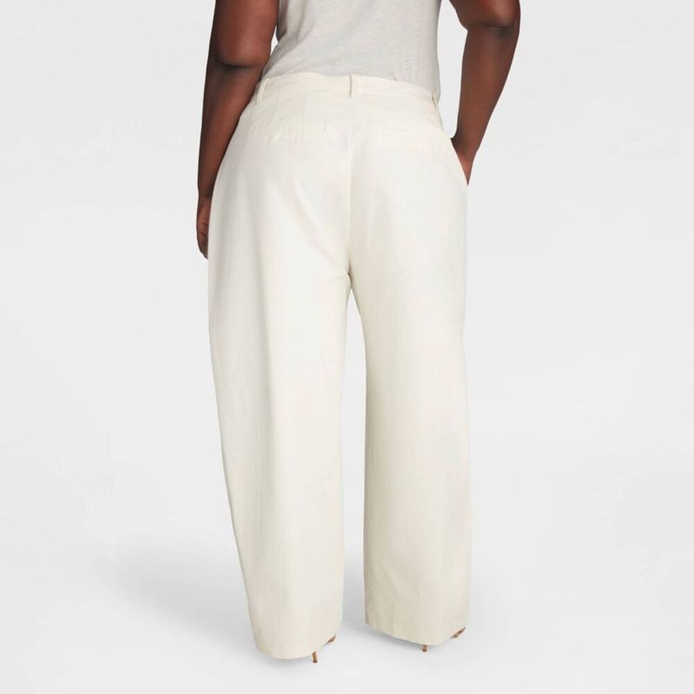 KBB by Kahlana -  Women's 'The Mid-Rise Barrel Leg Tr Off-White - Picture 2 of 3